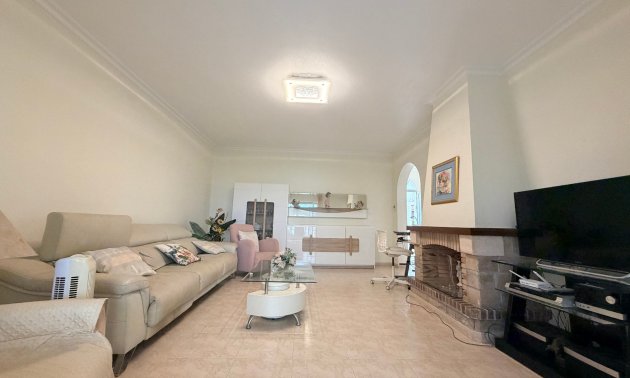 Resale - Villa -
Ciudad Quesada - Ciudad Quesada - Town