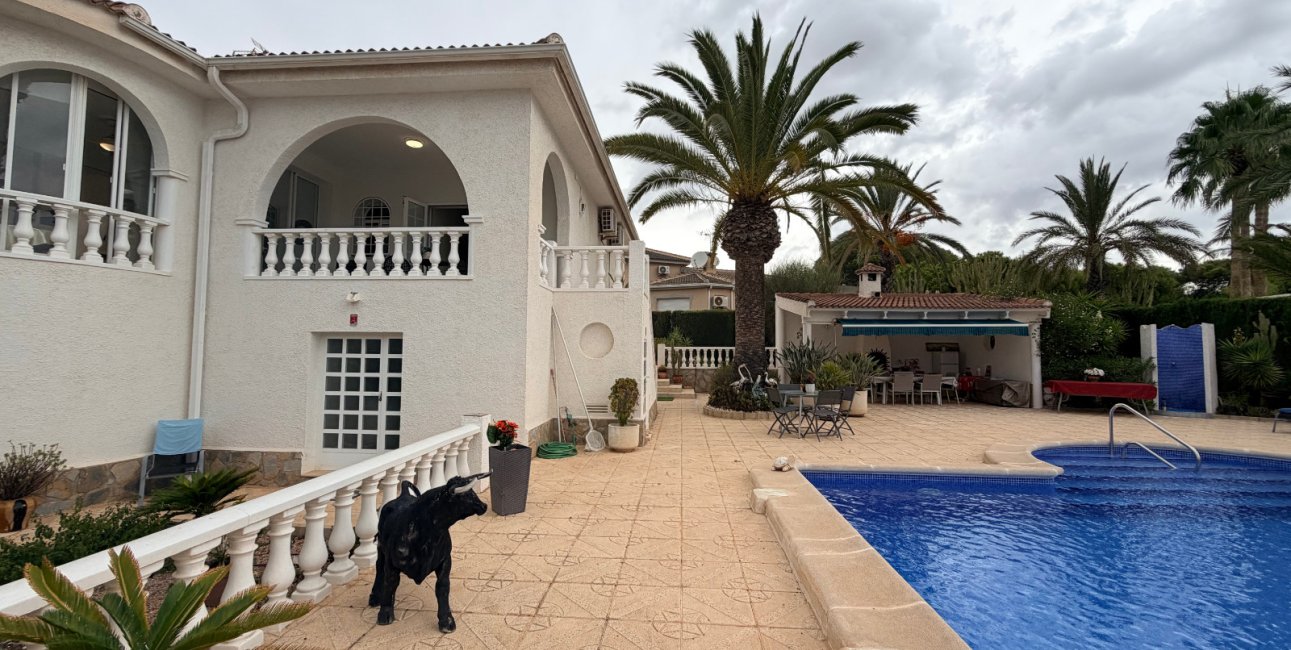 Resale - Villa -
Ciudad Quesada - Ciudad Quesada - Town