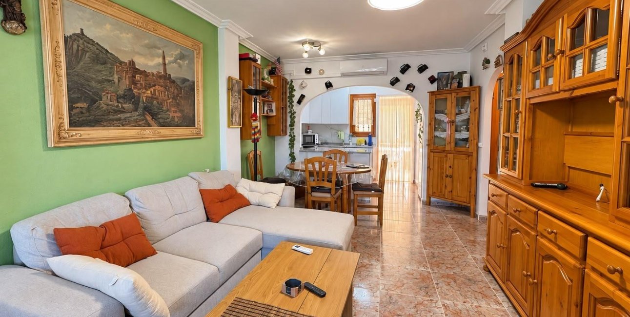 Resale - Bungalow -
Guardamar del Segura - El moncayo