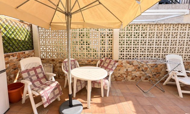 Resale - Bungalow -
Guardamar del Segura - El moncayo