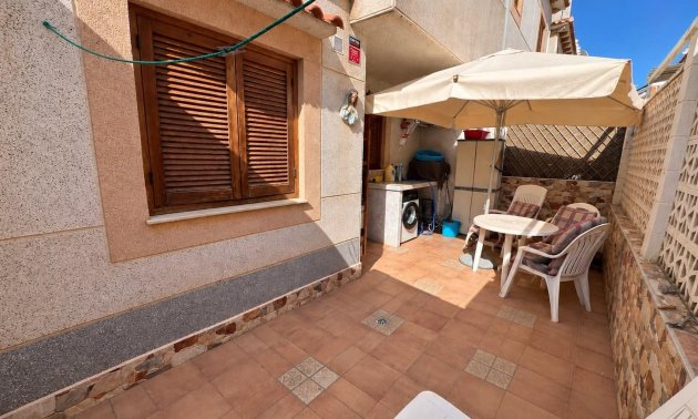 Resale - Bungalow -
Guardamar del Segura - El moncayo