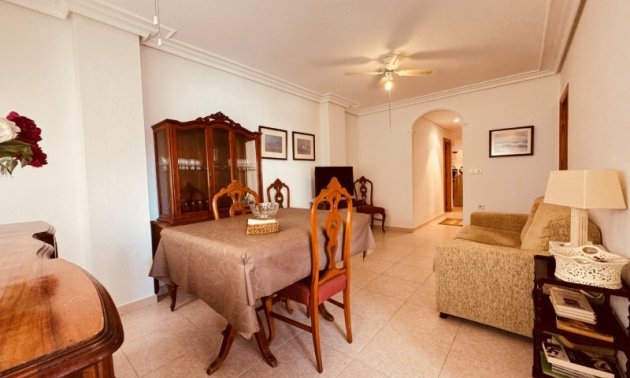 Reventa - Apartamento / piso -
Torrevieja - La Mata
