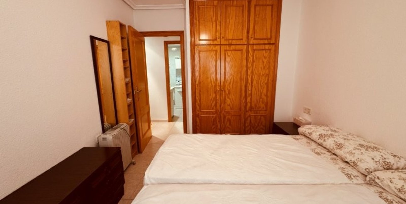 Reventa - Apartamento / piso -
Torrevieja - La Mata
