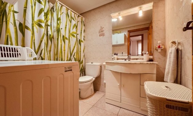 Reventa - Apartamento / piso -
Torrevieja - La Mata