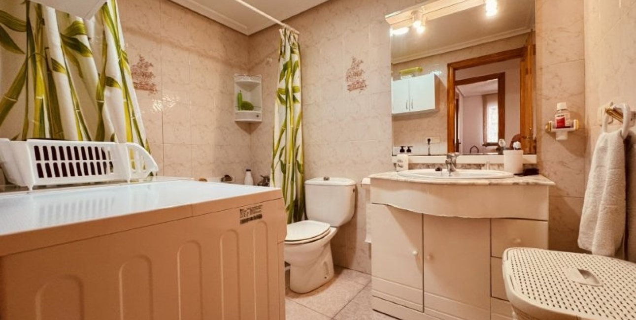 Reventa - Apartamento / piso -
Torrevieja - La Mata