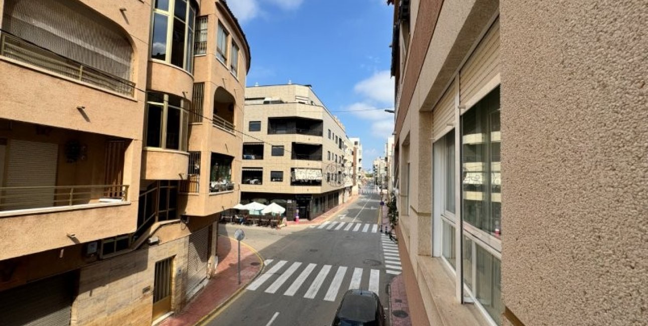 Reventa - Apartamento / piso -
Torrevieja - La Mata