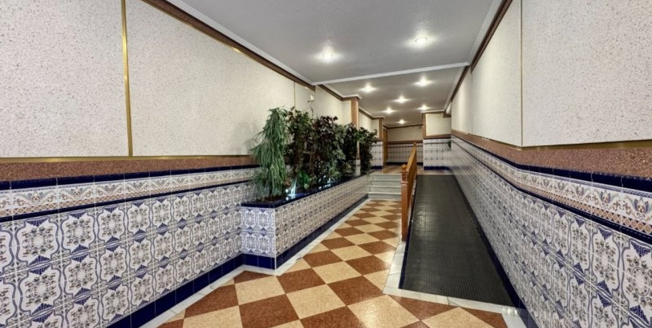 Reventa - Apartamento / piso -
Torrevieja - La Mata