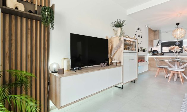 Resale - Apartment / flat -
Pilar de La Horadada - El Mojón