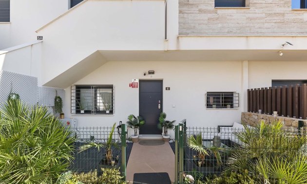 Resale - Apartment / flat -
Pilar de La Horadada - El Mojón
