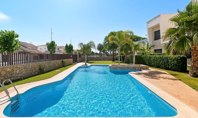 Resale - Apartment / flat -
Pilar de La Horadada - El Mojón
