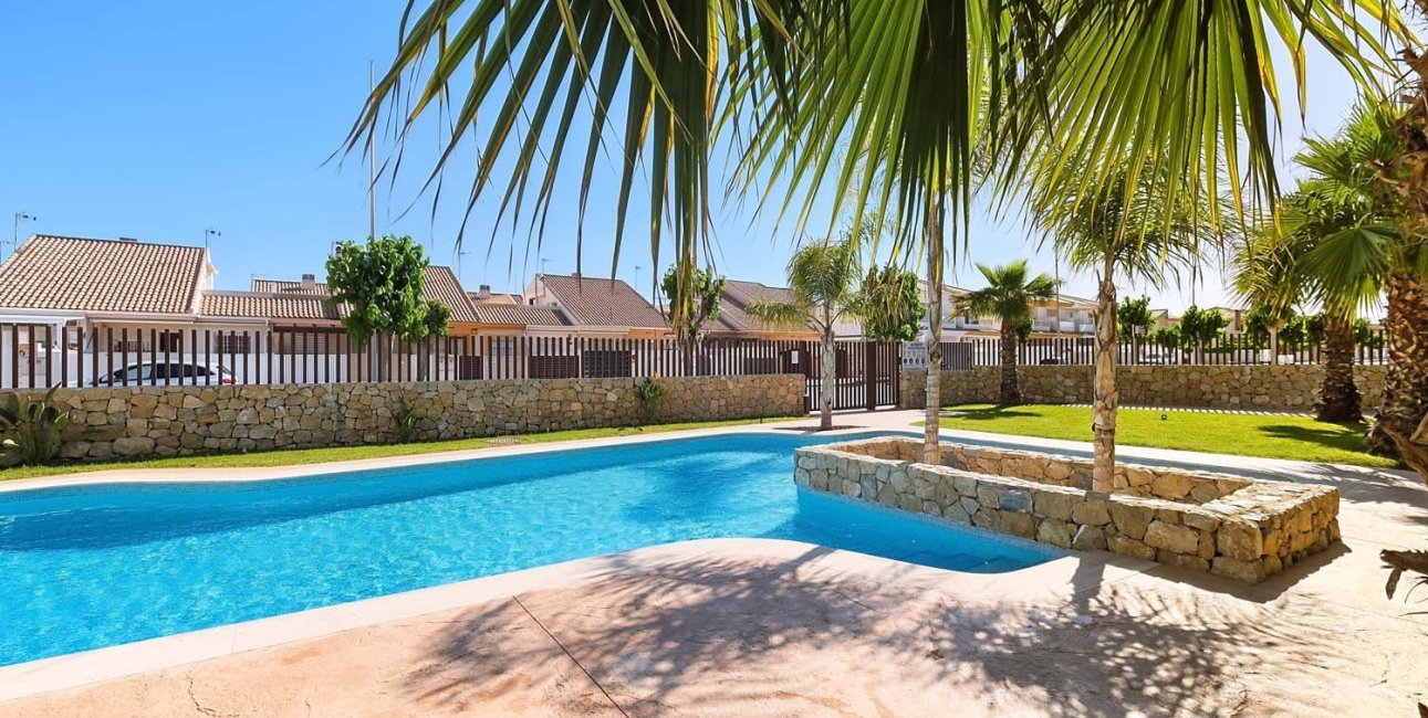Resale - Apartment / flat -
Pilar de La Horadada - El Mojón