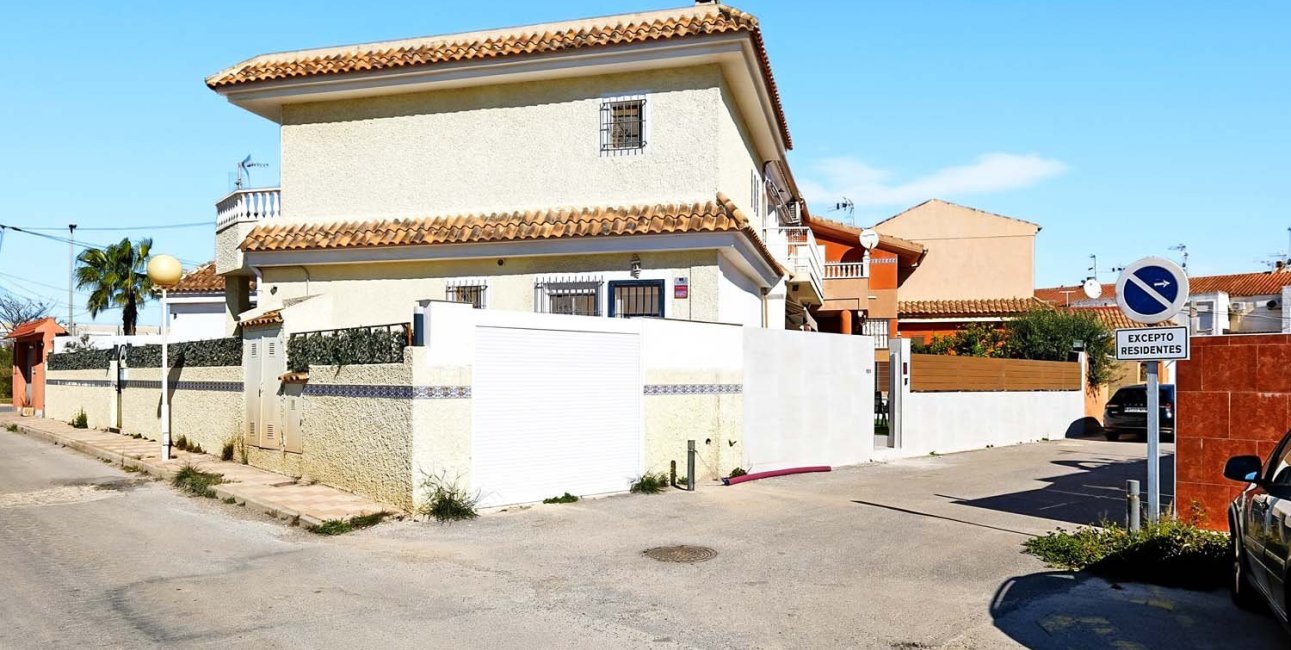 Resale - Townhouse -
Los Alcázares - Los Narejos