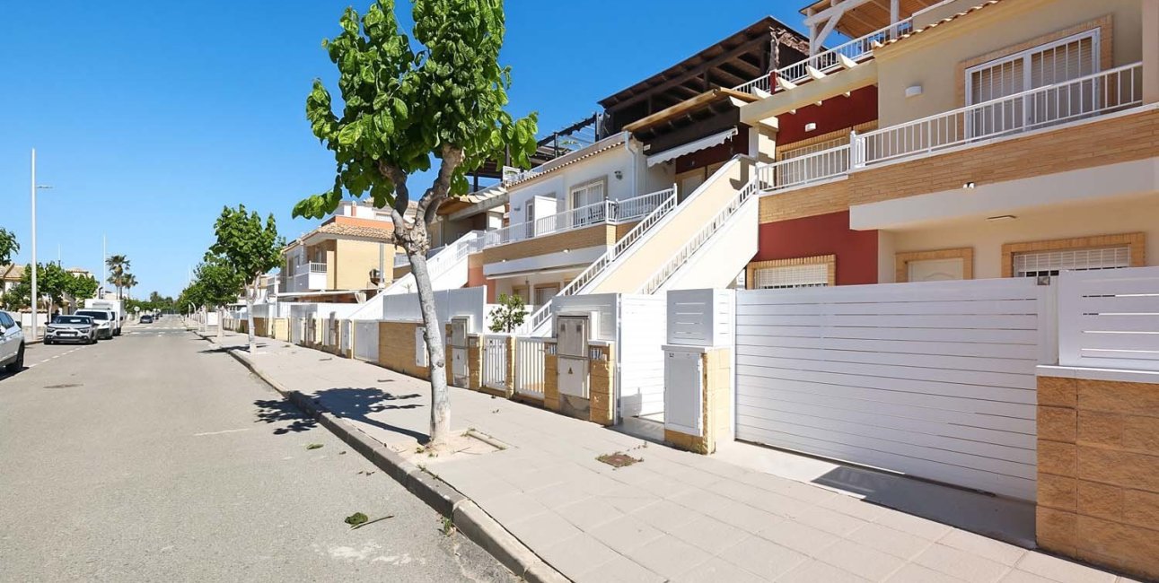 Resale - Apartment / flat -
Pilar de La Horadada - El Mojón