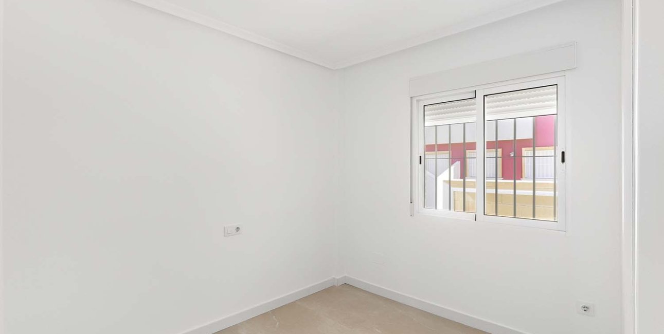 Resale - Apartment / flat -
Pilar de La Horadada - El Mojón