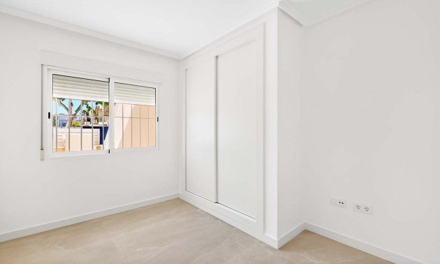 Resale - Apartment / flat -
Pilar de La Horadada - El Mojón