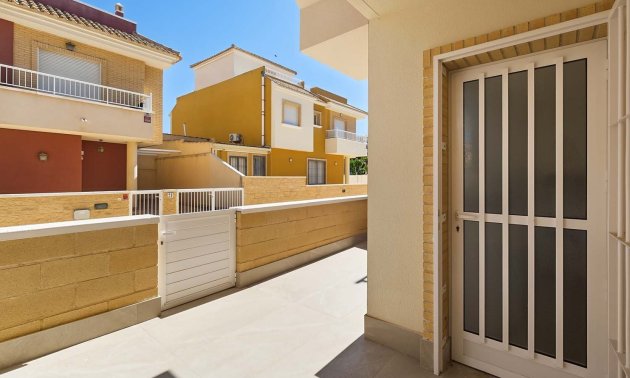 Resale - Apartment / flat -
Pilar de La Horadada - El Mojón