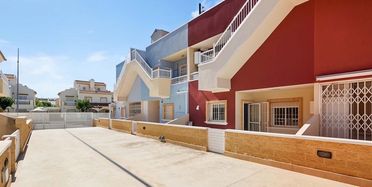 Resale - Apartment / flat -
Pilar de La Horadada - El Mojón