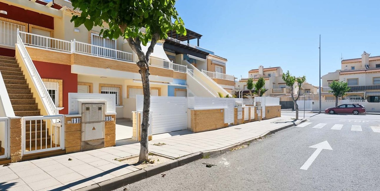 Resale - Apartment / flat -
Pilar de La Horadada - El Mojón
