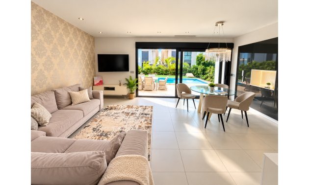 Resale - Villa -
Ciudad Quesada - Doña Pepa