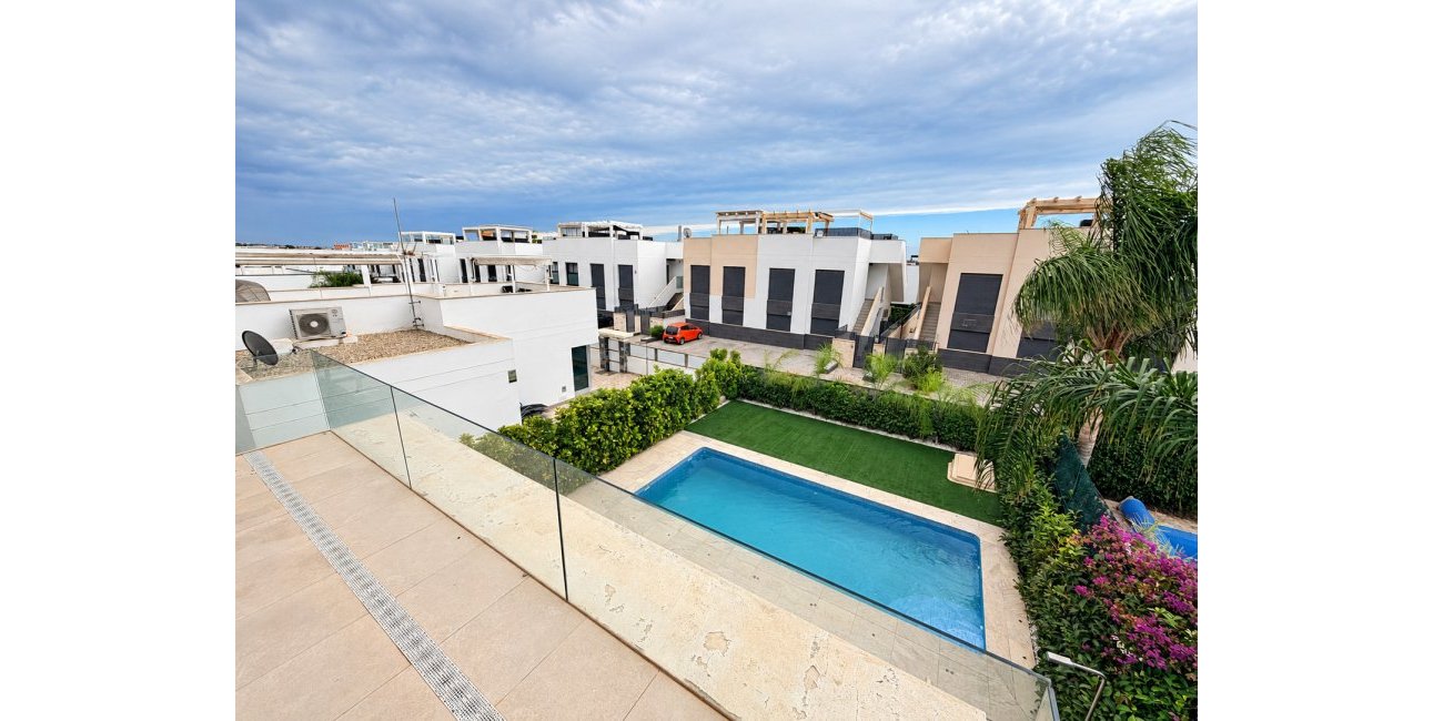 Resale - Villa -
Ciudad Quesada - Doña Pepa