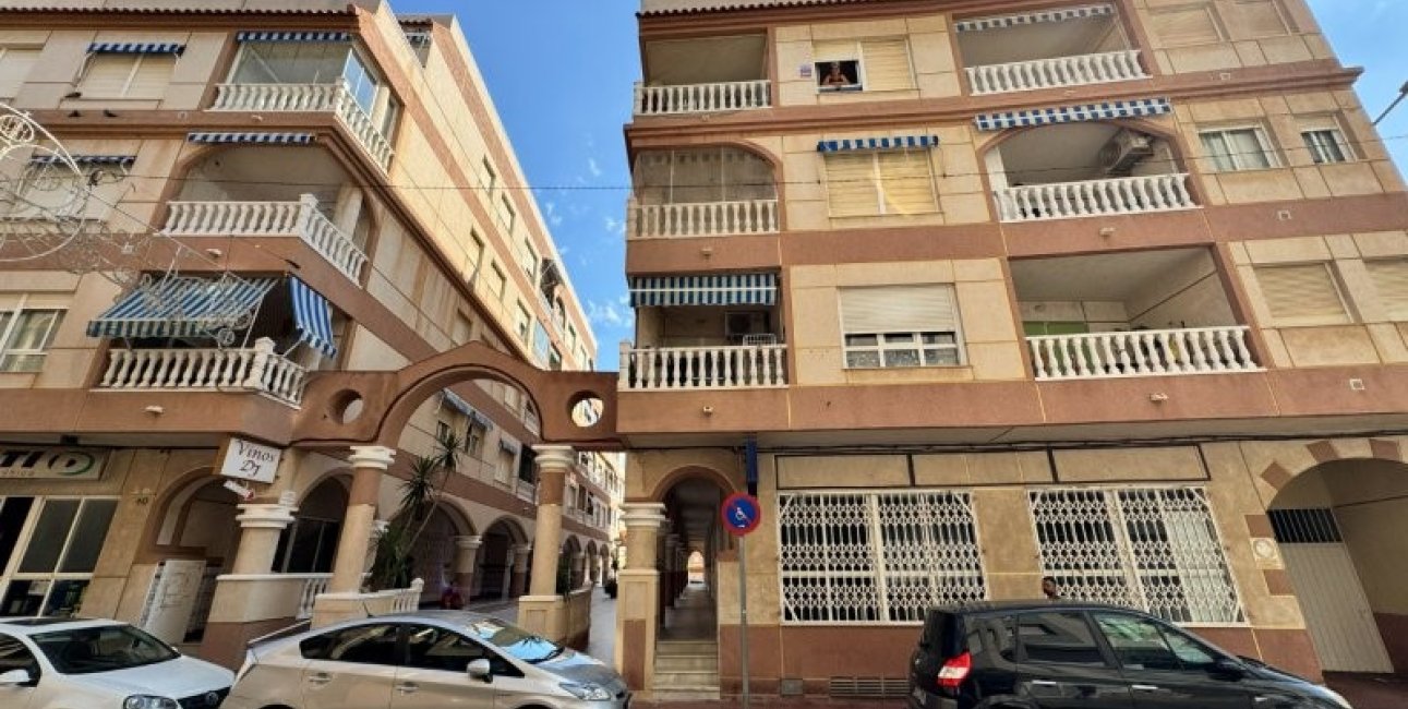 Resale - Penthouse -
Torrevieja - La Mata