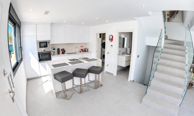 Resale - Villa -
Algorfa - La Finca Golf Resort