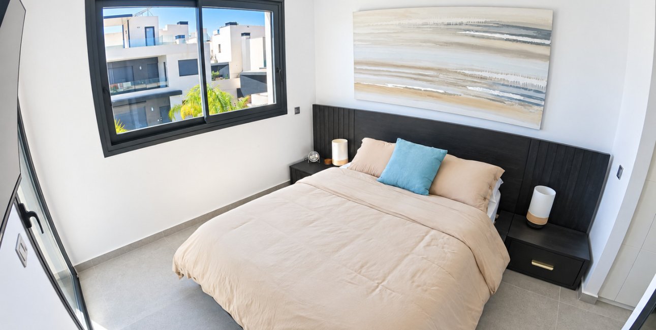 Resale - Villa -
Algorfa - La Finca Golf Resort