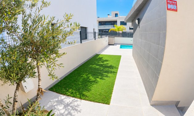 Resale - Villa -
Algorfa - La Finca Golf Resort