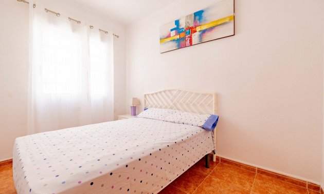 Rynek wtórny - Mieszkanie  -
Torrevieja - Playa Los Locos