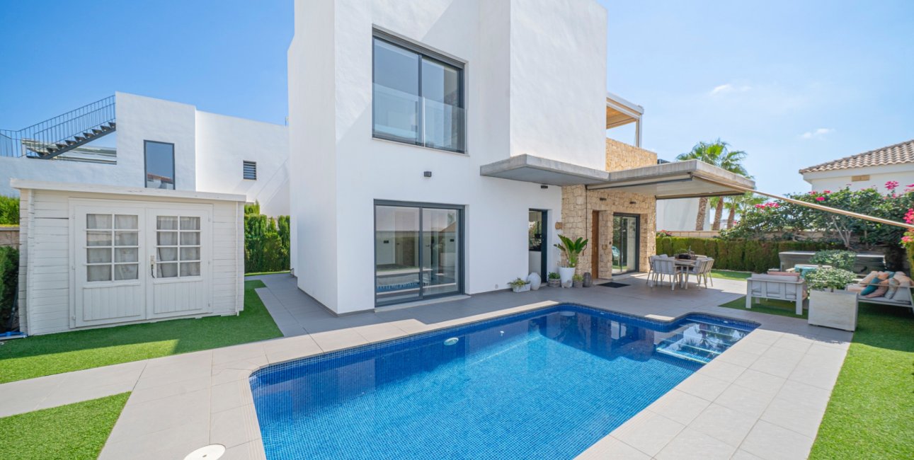 Resale - Villa -
Ciudad Quesada - La Laguna