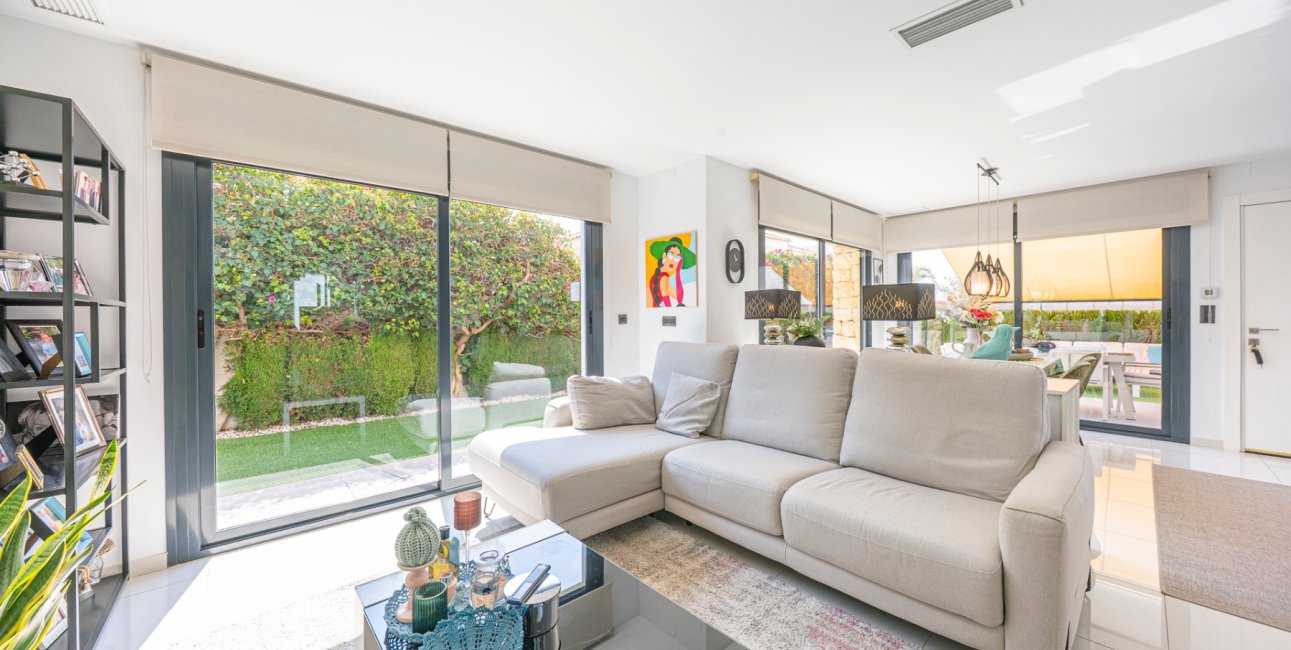 Resale - Villa -
Ciudad Quesada - La Laguna