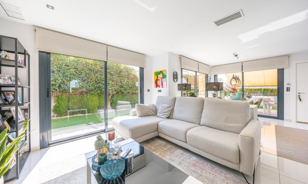 Resale - Villa -
Ciudad Quesada - La Laguna