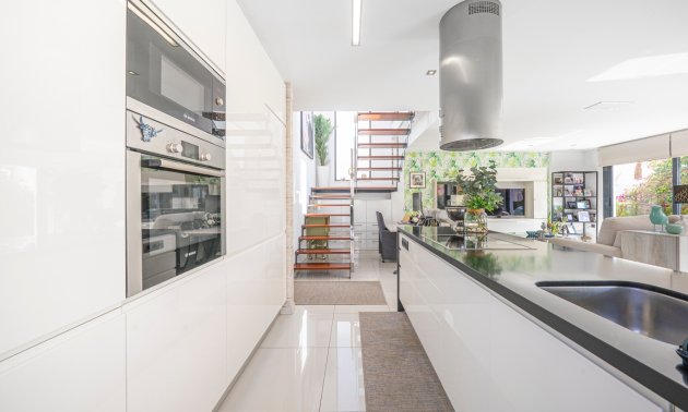 Resale - Villa -
Ciudad Quesada - La Laguna