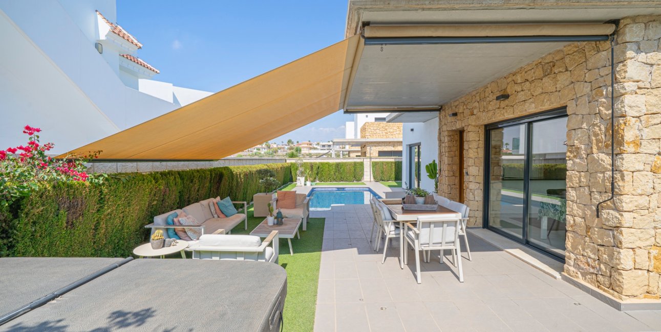 Resale - Villa -
Ciudad Quesada - La Laguna