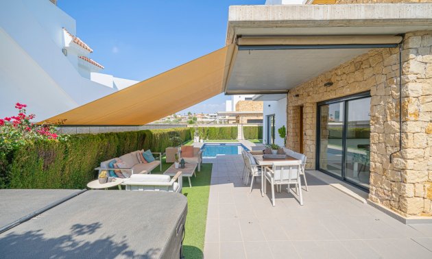 Resale - Villa -
Ciudad Quesada - La Laguna
