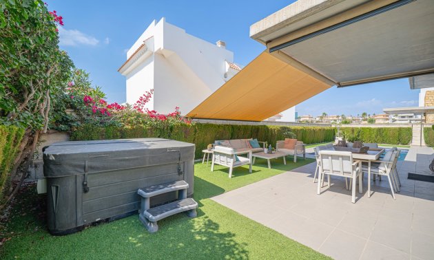 Resale - Villa -
Ciudad Quesada - La Laguna