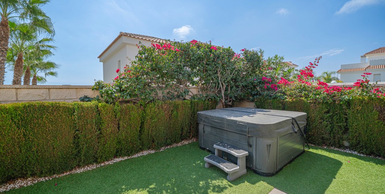 Resale - Villa -
Ciudad Quesada - La Laguna