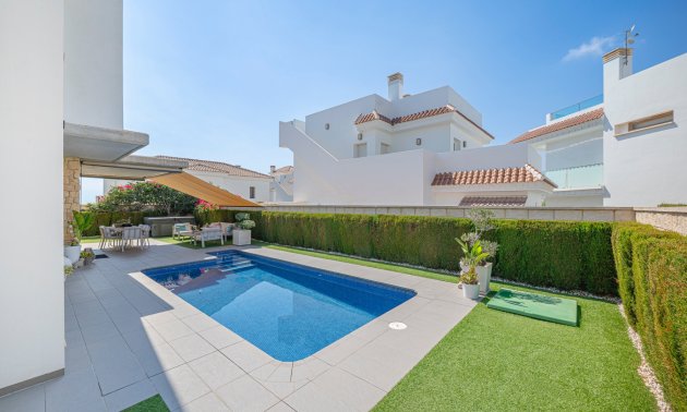 Resale - Villa -
Ciudad Quesada - La Laguna