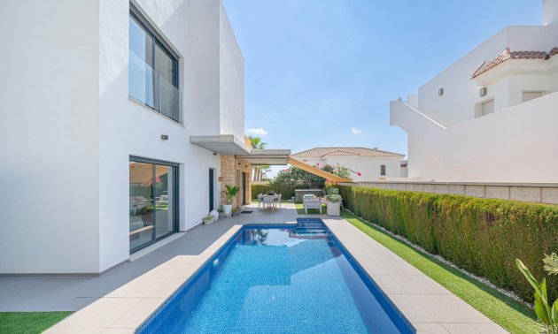 Resale - Villa -
Ciudad Quesada - La Laguna