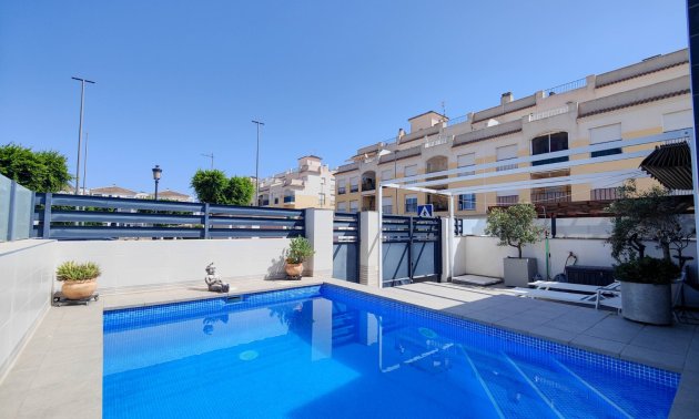 Rynek wtórny - Bungalowy -
Formentera del Segura - Formentera - Village