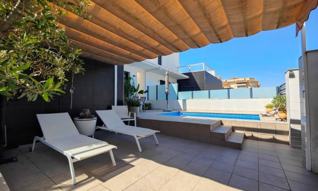 Rynek wtórny - Bungalowy -
Formentera del Segura - Formentera - Village