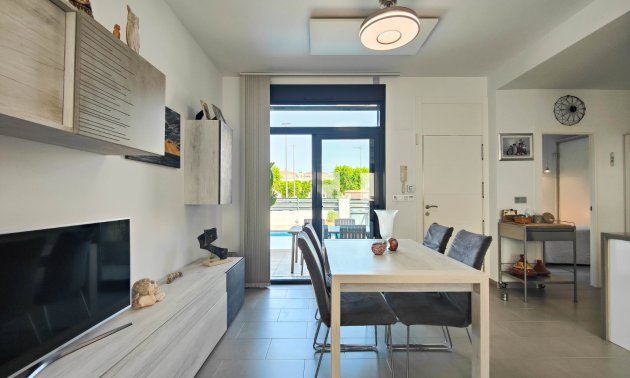 Rynek wtórny - Bungalowy -
Formentera del Segura - Formentera - Village