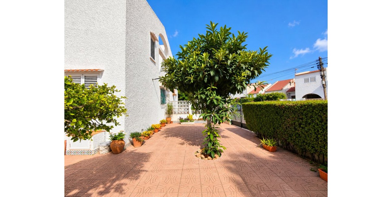 Reventa - Adosado -
Torrevieja - Torrevieja - Centre
