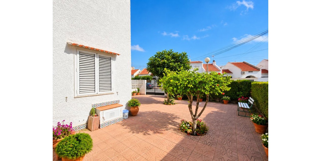 Reventa - Adosado -
Torrevieja - Torrevieja - Centre
