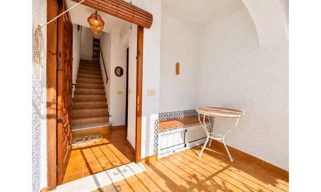 Reventa - Adosado -
Torrevieja - Torrevieja - Centre