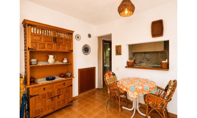 Reventa - Adosado -
Torrevieja - Torrevieja - Centre