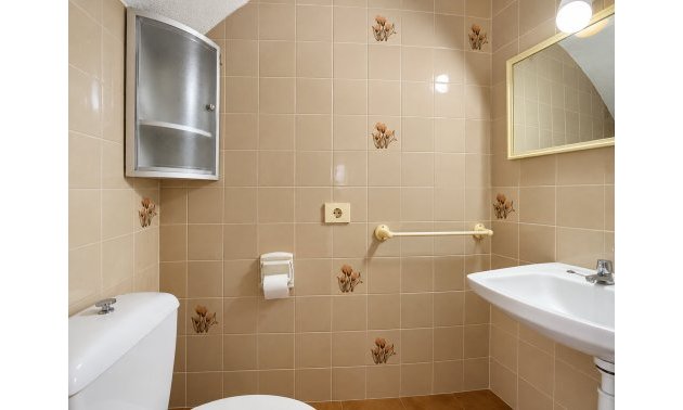 Reventa - Adosado -
Torrevieja - Torrevieja - Centre