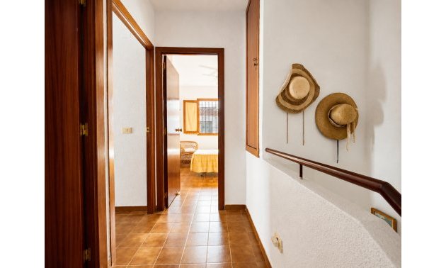 Reventa - Adosado -
Torrevieja - Torrevieja - Centre