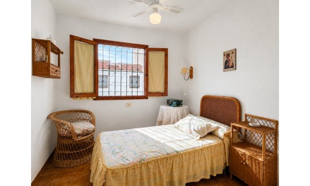 Reventa - Adosado -
Torrevieja - Torrevieja - Centre