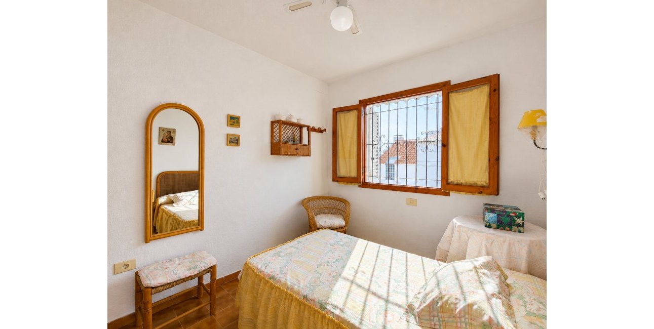 Reventa - Adosado -
Torrevieja - Torrevieja - Centre